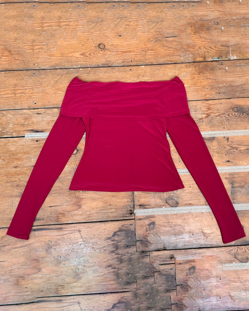 63. The Ava Long Sleeve in Raspberry - M