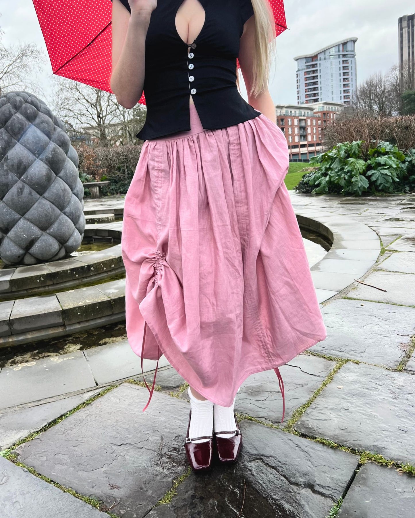 The Lola Skirt in Rose Linen